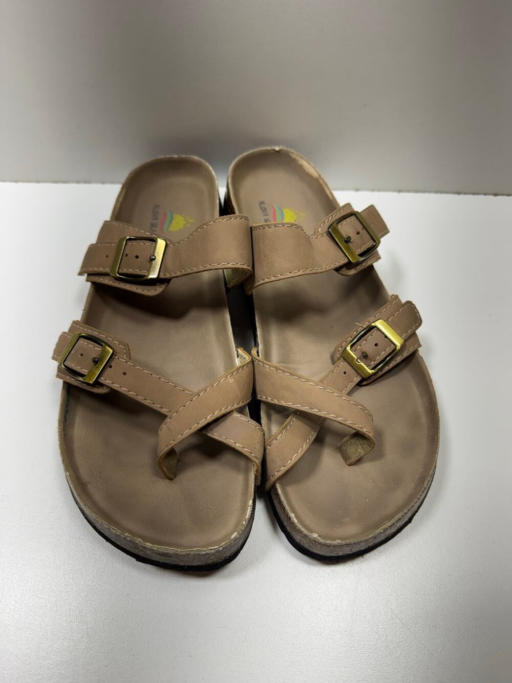 Aloha Island Nubuck Sofi Beige Sandals Sz 9 M Cross Toe Beachy Coastal Summer